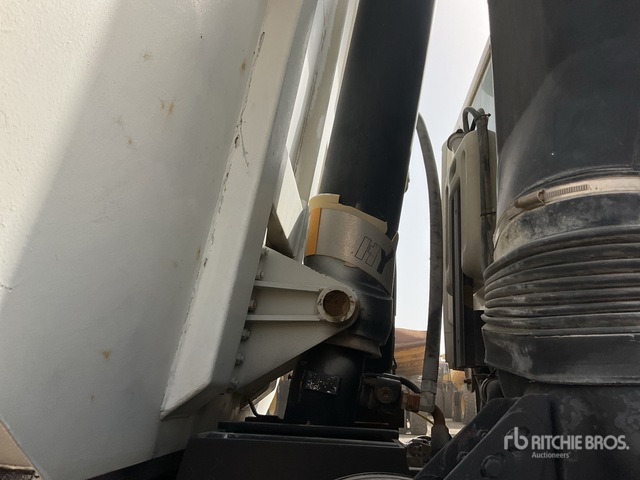 2015 JAC HFC3314KR1 8x4 Twin-Steer Tri/A Dump Truck - Sklápač: obrázok 5 2015 JAC HFC3314KR1 8x4 Twin-Steer Tri/A Dump Truck - Sklápač: obrázok 5