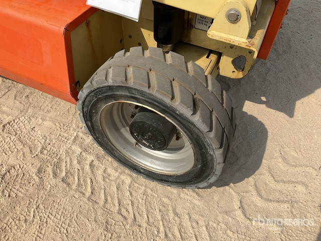 2015 JLG 4069LE Electric Scissor Lift - Samohybná plošiny: obrázok 5 2015 JLG 4069LE Electric Scissor Lift - Samohybná plošiny: obrázok 5