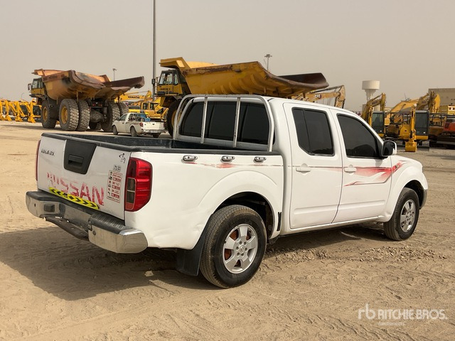 2016 Nissan 4x2 Crew Cab Pickup - Pick-up: obrázok 3 2016 Nissan 4x2 Crew Cab Pickup - Pick-up: obrázok 3