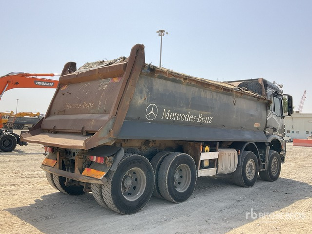 2017 Mercedes Benz AROCS 3951 8x4 Twin-Steer Tri/A Dump Truck - Sklápač: obrázok 4 2017 Mercedes Benz AROCS 3951 8x4 Twin-Steer Tri/A Dump Truck - Sklápač: obrázok 4