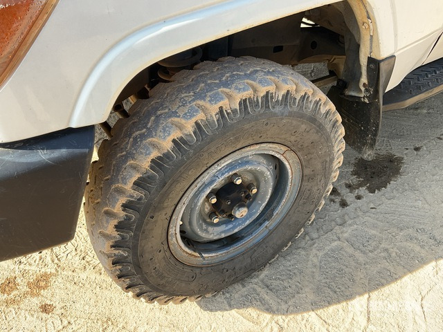 2018 Toyota Land Cruiser 78R 4x4 SUV - SUV: obrázok 5 2018 Toyota Land Cruiser 78R 4x4 SUV - SUV: obrázok 5