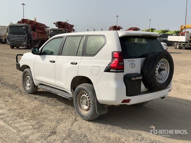 2018 Toyota Prado 150L 4x4 SUV - SUV: obrázok 4 2018 Toyota Prado 150L 4x4 SUV - SUV: obrázok 4