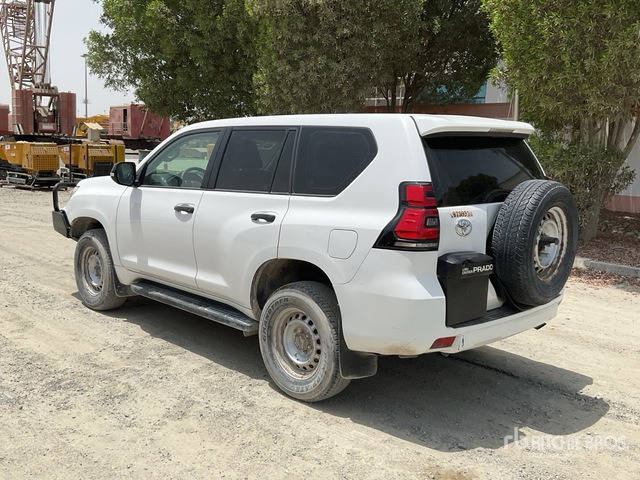 2018 Toyota Prado 150L 4x4 SUV - SUV: obrázok 4 2018 Toyota Prado 150L 4x4 SUV - SUV: obrázok 4