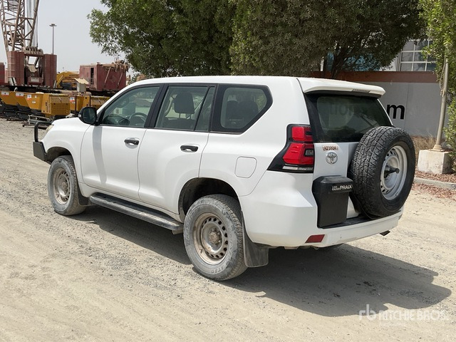 2018 Toyota Prado 150L 4x4 SUV - SUV: obrázok 3 2018 Toyota Prado 150L 4x4 SUV - SUV: obrázok 3