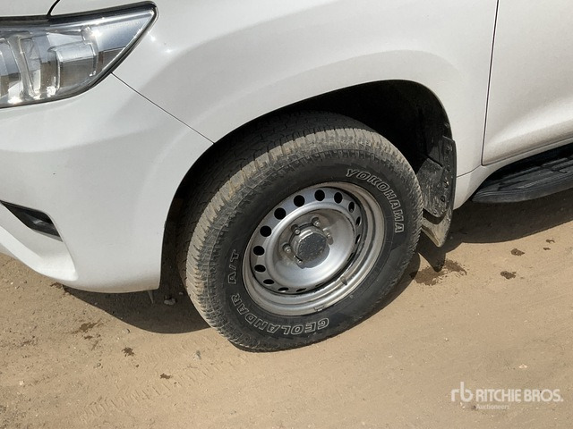 2018 Toyota Prado 150L 4x4 SUV - SUV: obrázok 5 2018 Toyota Prado 150L 4x4 SUV - SUV: obrázok 5