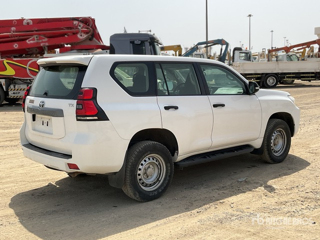 2018 Toyota Prado 150L 4x4 SUV - SUV: obrázok 4 2018 Toyota Prado 150L 4x4 SUV - SUV: obrázok 4