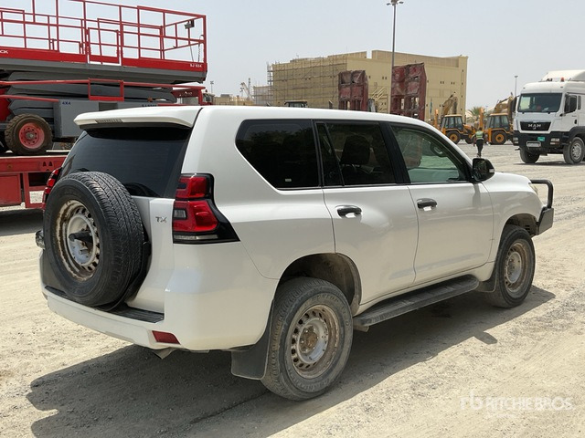 2018 Toyota Prado 150L 4x4 SUV - SUV: obrázok 3 2018 Toyota Prado 150L 4x4 SUV - SUV: obrázok 3