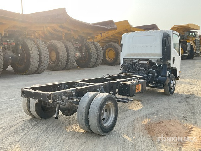 2019 Isuzu NPR 4x2 Cab and Chassis - Podvozek s kabinou: obrázok 3 2019 Isuzu NPR 4x2 Cab and Chassis - Podvozek s kabinou: obrázok 3