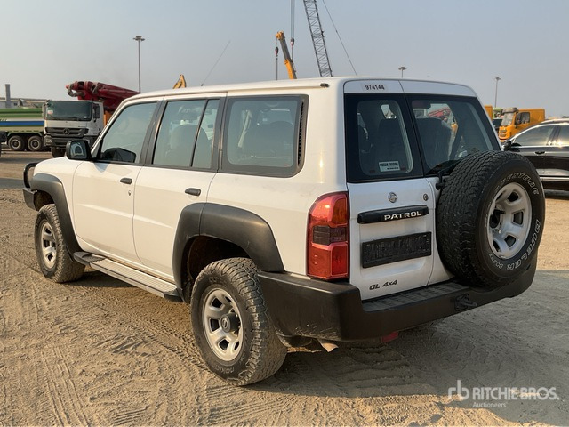 2019 Nissan Patrol GL 4x4 SUV - SUV: obrázok 4 2019 Nissan Patrol GL 4x4 SUV - SUV: obrázok 4