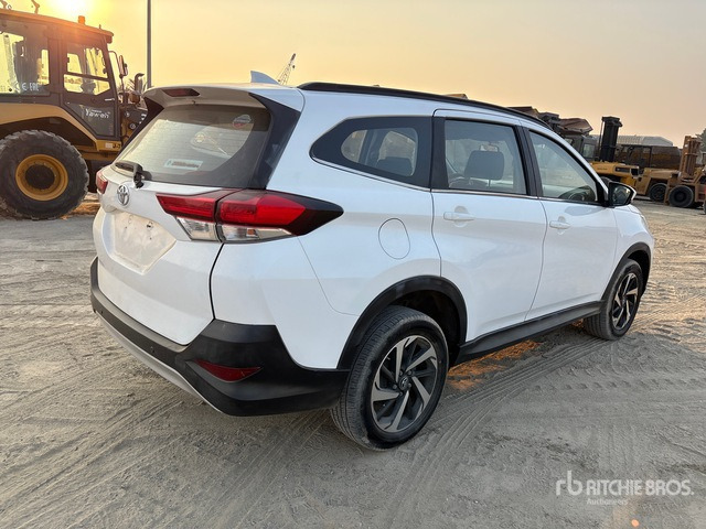 2019 Toyota Rush 2WD SUV - SUV: obrázok 3 2019 Toyota Rush 2WD SUV - SUV: obrázok 3