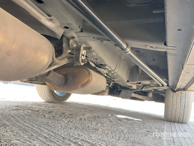 2020 Nissan Pathfinder 4WD Hybrid SUV - SUV: obrázok 5 2020 Nissan Pathfinder 4WD Hybrid SUV - SUV: obrázok 5