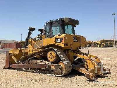 CAT D6R2XL - Buldozér: obrázok 2 CAT D6R2XL - Buldozér: obrázok 2