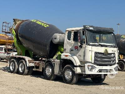 CNHTC SINO HOWO 8x4 Twin-Steer - Domiešavač: obrázok 4 CNHTC SINO HOWO 8x4 Twin-Steer - Domiešavač: obrázok 4
