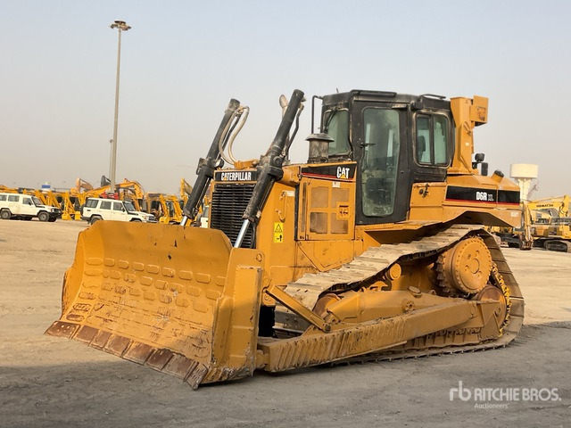 Cat D6R XL - Buldozér: obrázok 1 Cat D6R XL - Buldozér: obrázok 1