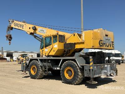 GROVE RT600E 50 ton 4x4x4 - Terénny žeriav: obrázok 2 GROVE RT600E 50 ton 4x4x4 - Terénny žeriav: obrázok 2