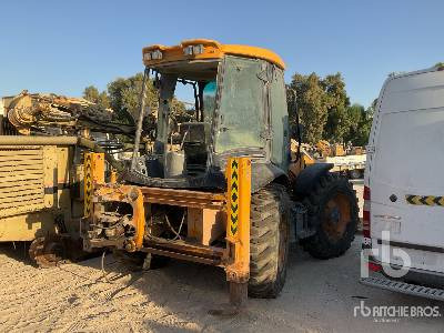 JCB 4CX 4x4x4 (Inoperable) - Rýpadlo-nakladač: obrázok 3 JCB 4CX 4x4x4 (Inoperable) - Rýpadlo-nakladač: obrázok 3