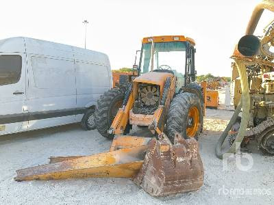JCB 4CX 4x4x4 (Inoperable) - Rýpadlo-nakladač: obrázok 1 JCB 4CX 4x4x4 (Inoperable) - Rýpadlo-nakladač: obrázok 1