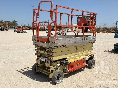 JLG 3246ES Electric - Samohybná plošiny: obrázok 2 JLG 3246ES Electric - Samohybná plošiny: obrázok 2