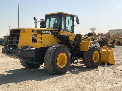 KOMATSU WA380Z-6 - Kolesový nakladač: obrázok 3 KOMATSU WA380Z-6 - Kolesový nakladač: obrázok 3