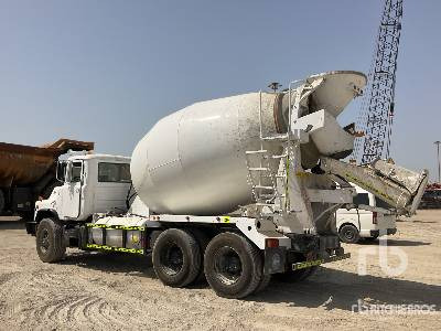 MACK DM690S 6x4 - Stavebná miešačka: obrázok 2 MACK DM690S 6x4 - Stavebná miešačka: obrázok 2