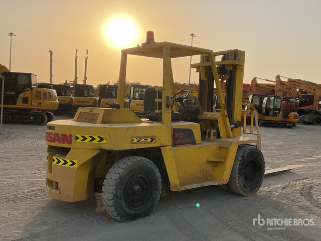Nissan 022VF05H70U Forklift - Dieselový vysokozdvižný vozík: obrázok 3 Nissan 022VF05H70U Forklift - Dieselový vysokozdvižný vozík: obrázok 3