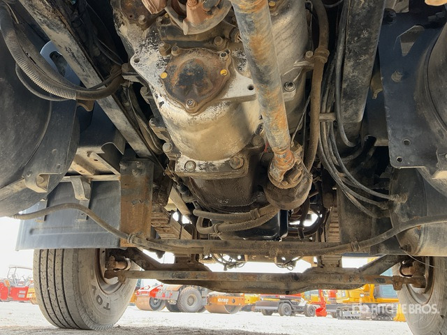 2005 Mack Granite CV713 6x4 T/A Day Cab Truck Tractor - Ťahač: obrázok 5 2005 Mack Granite CV713 6x4 T/A Day Cab Truck Tractor - Ťahač: obrázok 5