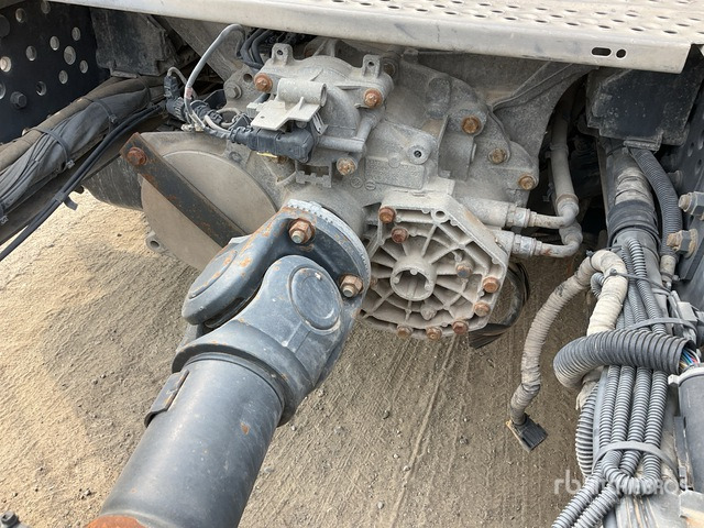 2014 Mercedes-Benz Actros 1843LS 4x2 S/A Sleeper Truck Tractor - Ťahač: obrázok 5 2014 Mercedes-Benz Actros 1843LS 4x2 S/A Sleeper Truck Tractor - Ťahač: obrázok 5