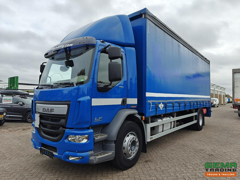 DAF FA LF280 4x2 Dagcab Euro6 - 6CIL - SchuifzeilenBak 7.5m + Laadklep 2500kg - HH Vloer - Plachtové nákladné vozidlo: obrázok 1 DAF FA LF280 4x2 Dagcab Euro6 - 6CIL - SchuifzeilenBak 7.5m + Laadklep 2500kg - HH Vloer - Plachtové nákladné vozidlo: obrázok 1