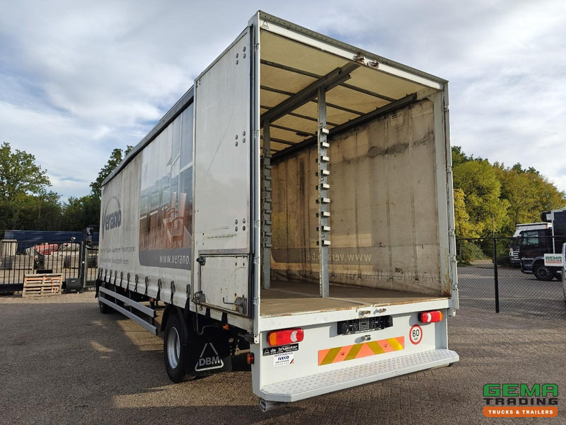 Iveco Eurocargo 120E22 Dagcab Euro5 - 6CIL - Handgeschakeld - Schuifzeilenbak 8.6m - Volledig Bladgeveerd - SMARTTacho V2 - Plachtové nákladné vozidlo: obrázok 5 Iveco Eurocargo 120E22 Dagcab Euro5 - 6CIL - Handgeschakeld - Schuifzeilenbak 8.6m - Volledig Bladgeveerd - SMARTTacho V2 - Plachtové nákladné vozidlo: obrázok 5