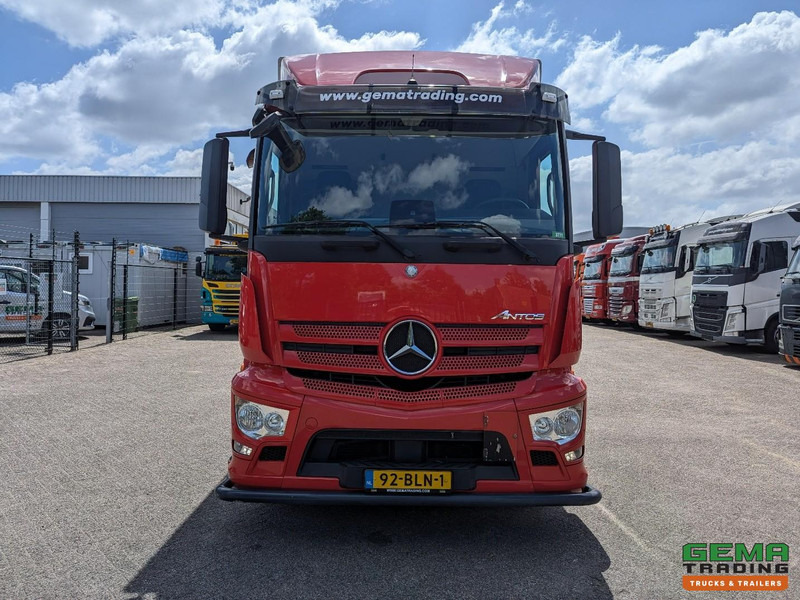 Skříňový nákladní auto Mercedes-Benz Antos 2027 4x2 Dagcab Euro6C - GeslotenBak 7.6m - Laadklep 2000KG: obrázok 7