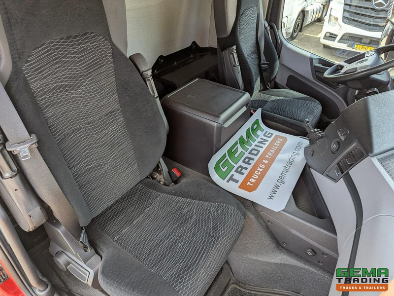Skříňový nákladní auto Mercedes-Benz Antos 2027 4x2 Dagcab Euro6C - GeslotenBak 7.6m - Laadklep 2000KG: obrázok 17
