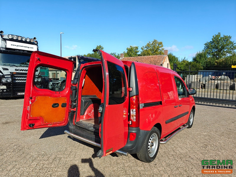 Mercedes-Benz Citan 108 CDI BlueEFFICIENCY Euro5L - Airco - 4-Seizoensbanden - Bluetooth Radio - Malá dodávka: obrázok 2 Mercedes-Benz Citan 108 CDI BlueEFFICIENCY Euro5L - Airco - 4-Seizoensbanden - Bluetooth Radio - Malá dodávka: obrázok 2