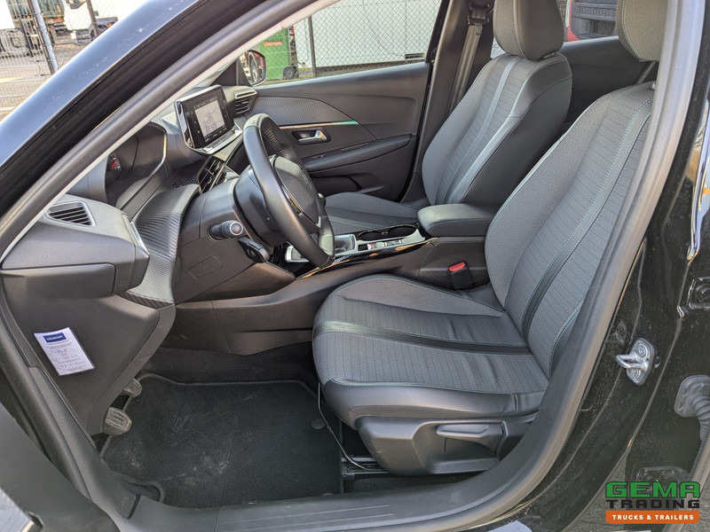 Peugeot 208 1.2 PureTech Active Pack - 67000km - Handgeschakeld - Navi - LMV - Carplay - 05/2026APK - Hatchback: obrázok 5 Peugeot 208 1.2 PureTech Active Pack - 67000km - Handgeschakeld - Navi - LMV - Carplay - 05/2026APK - Hatchback: obrázok 5
