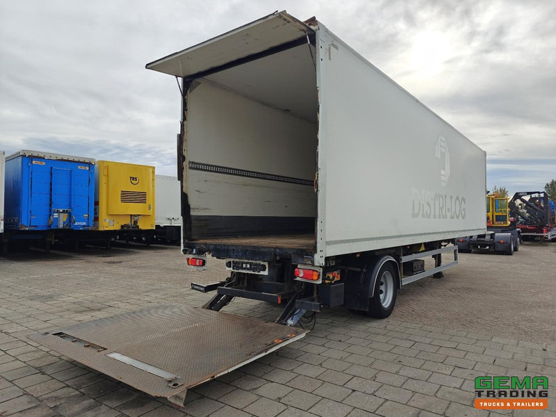 System Tailer GSTFS 10 1-As SAF - CITY - StuurAs - Gesloten opbouw 11.10m + Laadklep 2500KG - Accubak - Náves skriňové: obrázok 2 System Tailer GSTFS 10 1-As SAF - CITY - StuurAs - Gesloten opbouw 11.10m + Laadklep 2500KG - Accubak - Náves skriňové: obrázok 2