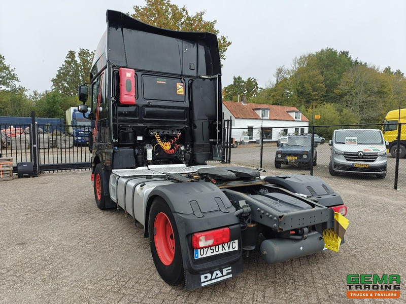 DAF FT XF460 4x2 Superspacecab Euro6A - Retarder - Dubbele Tanks - StandAirco - SMARTTacho V2 - Ťahač: obrázok 4 DAF FT XF460 4x2 Superspacecab Euro6A - Retarder - Dubbele Tanks - StandAirco - SMARTTacho V2 - Ťahač: obrázok 4