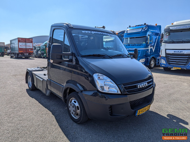 Iveco 35C18/T 4x2 Euro4 - BE-Trekker - 3-Zits - Luchthoorns - NAP - 07/2025APK - Ťahač: obrázok 2 Iveco 35C18/T 4x2 Euro4 - BE-Trekker - 3-Zits - Luchthoorns - NAP - 07/2025APK - Ťahač: obrázok 2