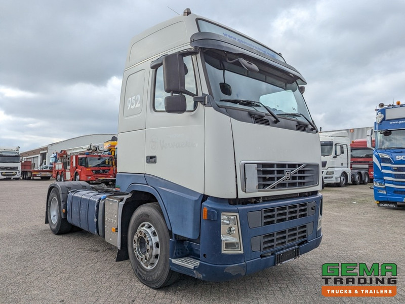 Volvo FH400 4x2 Euro5 FH400 4x2 Globetrotter Euro5 - ADR FL AT OX (T1513) - Ťahač: obrázok 2 Volvo FH400 4x2 Euro5 FH400 4x2 Globetrotter Euro5 - ADR FL AT OX (T1513) - Ťahač: obrázok 2