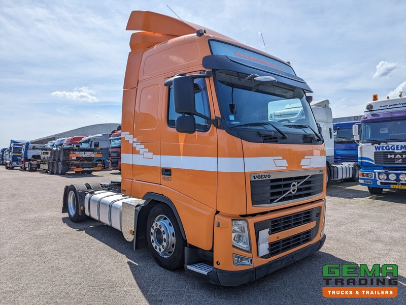 Volvo FH420 4x2 Euro5 FH420 4x2 Globetrotter Euro5 - XLOW - 01/2025APK (T1411) - Ťahač: obrázok 2 Volvo FH420 4x2 Euro5 FH420 4x2 Globetrotter Euro5 - XLOW - 01/2025APK (T1411) - Ťahač: obrázok 2