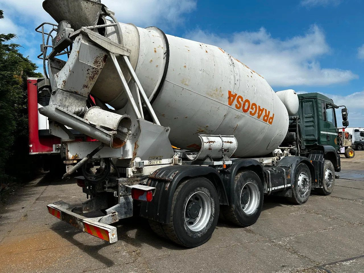 MAN TGA 35.360 8X4 CIFA Beton Mixer Spring/Spring ZF - Domiešavač: obrázok 4 MAN TGA 35.360 8X4 CIFA Beton Mixer Spring/Spring ZF - Domiešavač: obrázok 4