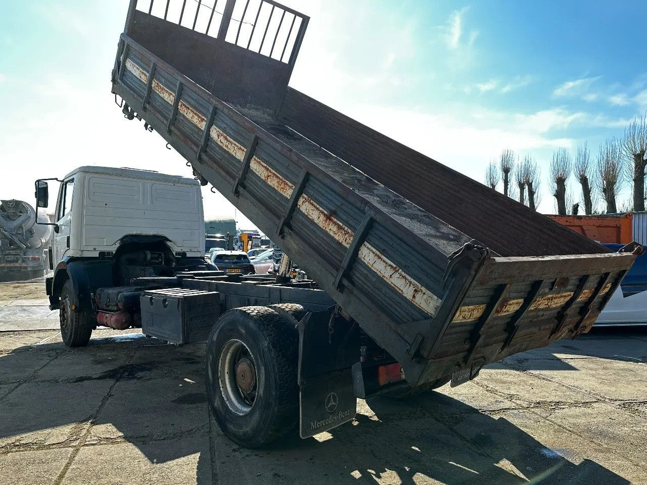 Mercedes-Benz SK 1733 V6 4X2 Tipper Spring/Spring EPS Manual G - Sklápač: obrázok 3 Mercedes-Benz SK 1733 V6 4X2 Tipper Spring/Spring EPS Manual G - Sklápač: obrázok 3