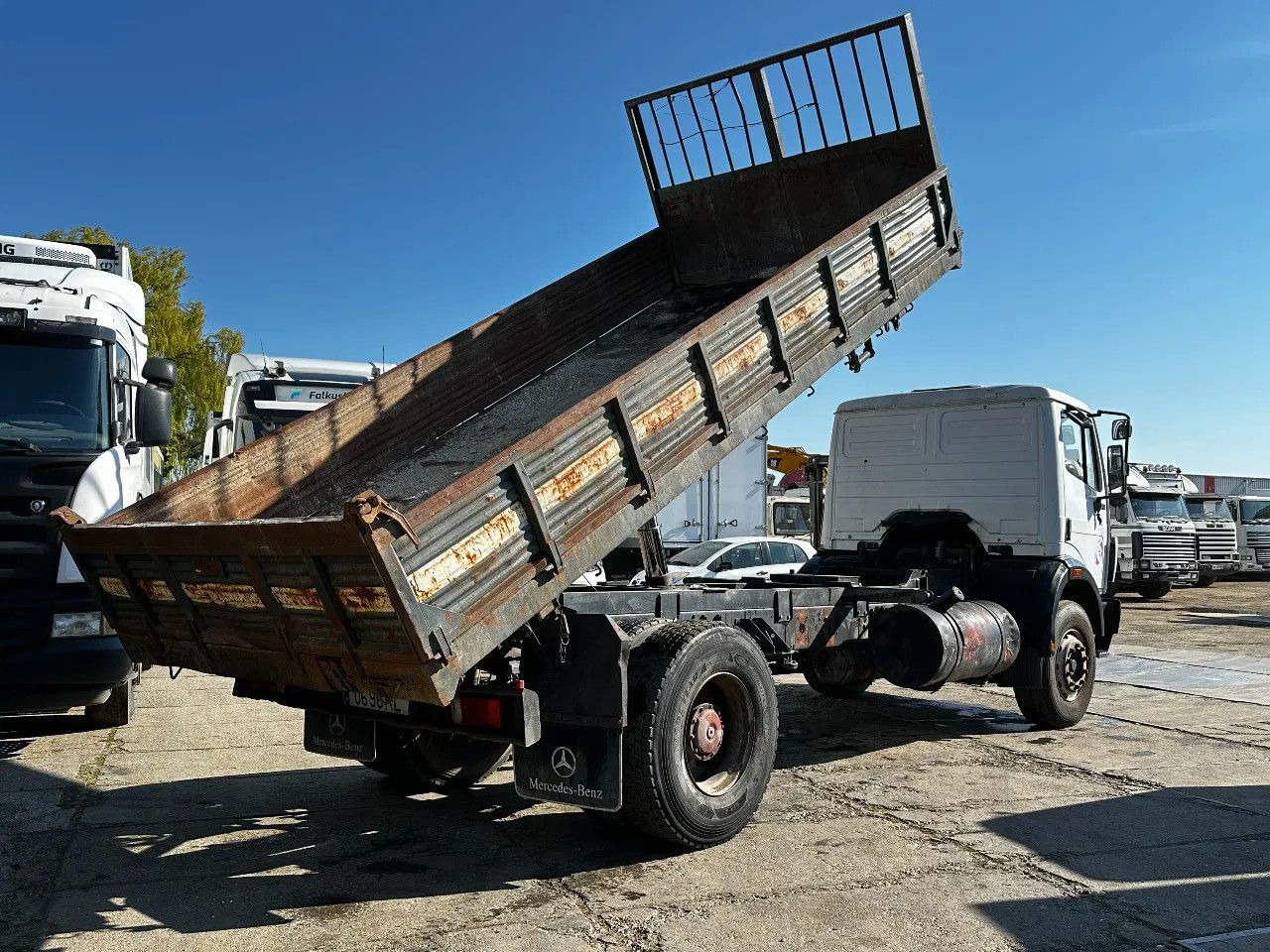 Mercedes-Benz SK 1733 V6 4X2 Tipper Spring/Spring EPS Manual G - Sklápač: obrázok 4 Mercedes-Benz SK 1733 V6 4X2 Tipper Spring/Spring EPS Manual G - Sklápač: obrázok 4