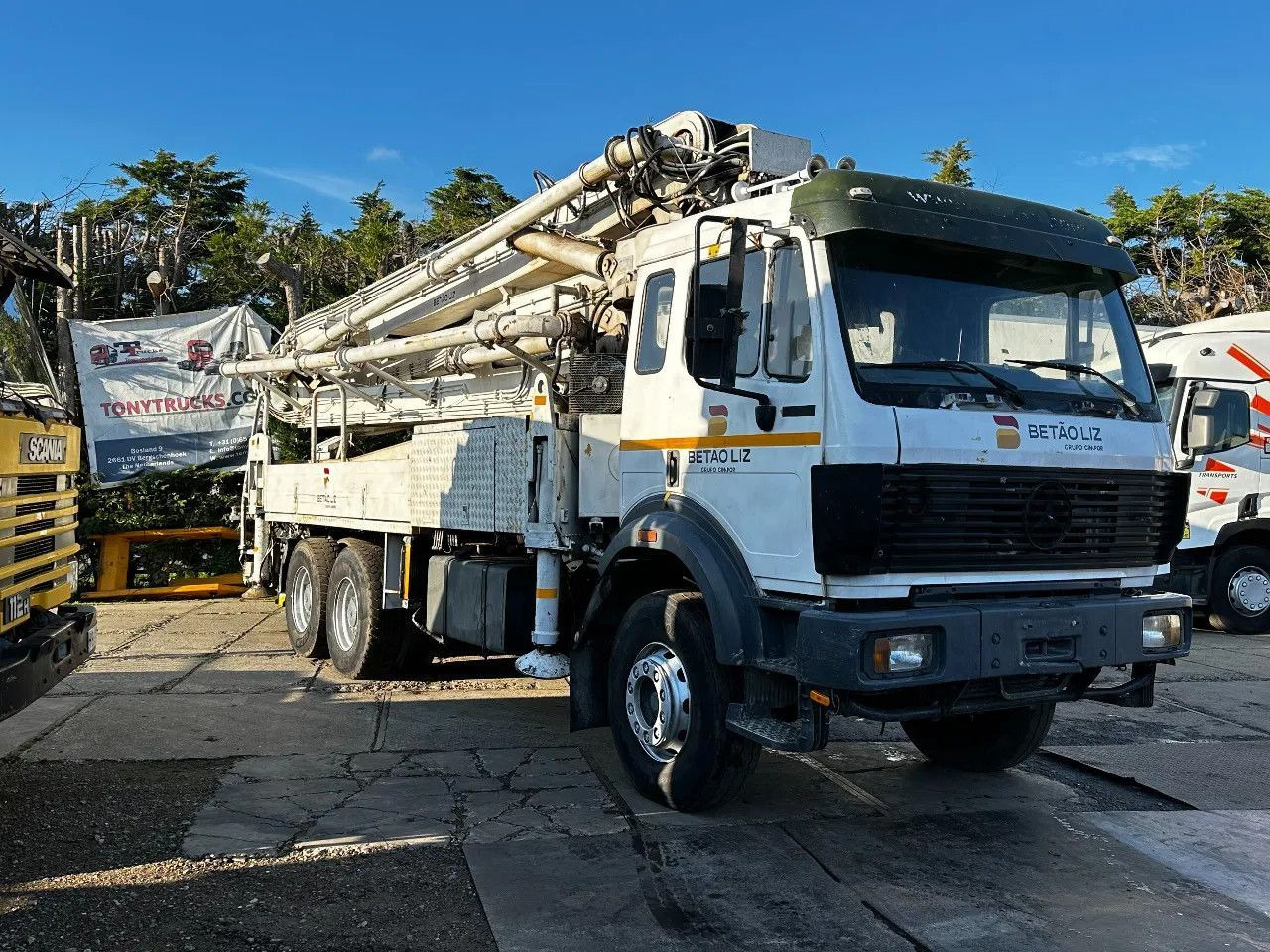 Mercedes-Benz SK 2631 6X4 LSB 36M BETONPOMP 370 BAR Mercedes-Benz SK 2631 6X4 LSB 36M BETONPOMP 370 BAR - Domiešavač s pumpou: obrázok 1 Mercedes-Benz SK 2631 6X4 LSB 36M BETONPOMP 370 BAR Mercedes-Benz SK 2631 6X4 LSB 36M BETONPOMP 370 BAR - Domiešavač s pumpou: obrázok 1