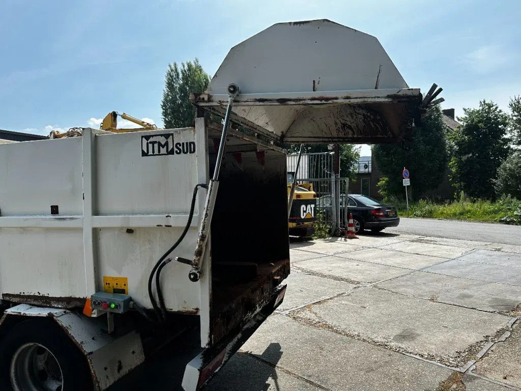 Mitsubishi Canter GARBAGE TRUCK SPRING/SPRING MANUAL GEARBO - Auto na odvoz odpadu: obrázok 5 Mitsubishi Canter GARBAGE TRUCK SPRING/SPRING MANUAL GEARBO - Auto na odvoz odpadu: obrázok 5