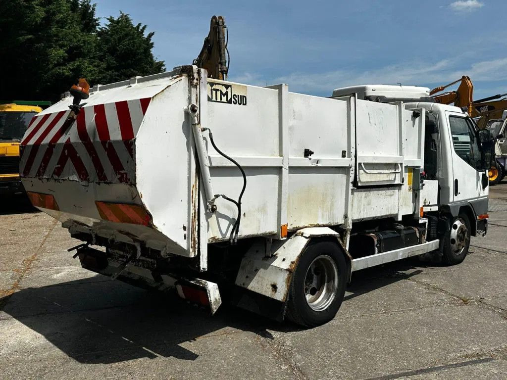 Mitsubishi Canter GARBAGE TRUCK SPRING/SPRING MANUAL GEARBO - Auto na odvoz odpadu: obrázok 3 Mitsubishi Canter GARBAGE TRUCK SPRING/SPRING MANUAL GEARBO - Auto na odvoz odpadu: obrázok 3
