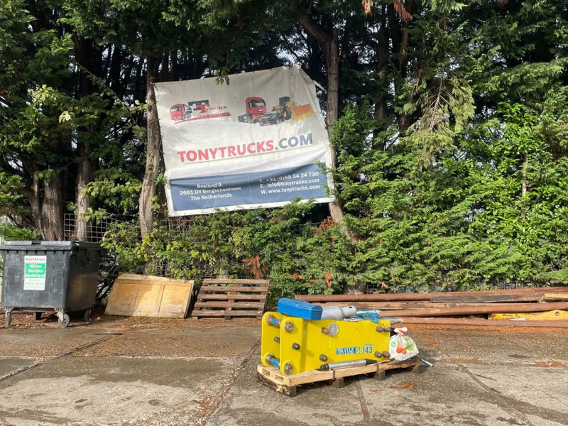 Soosan SB43 Hydraulic Breaker - Príslušenstvo pre Stavebné stroje: obrázok 1 Soosan SB43 Hydraulic Breaker - Príslušenstvo pre Stavebné stroje: obrázok 1