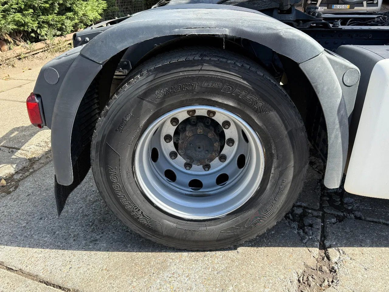 MAN TGX 18.480 4X2 Tractor-unit Spring/Air Retarder - Ťahač: obrázok 5 MAN TGX 18.480 4X2 Tractor-unit Spring/Air Retarder - Ťahač: obrázok 5