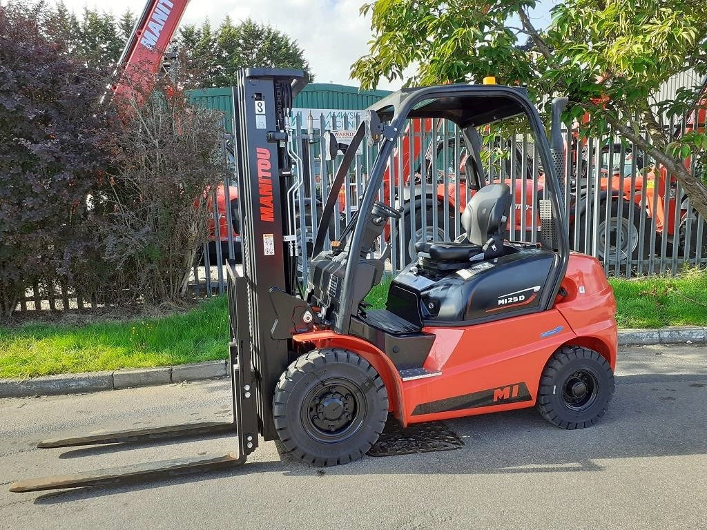 Manitou MI 25 D - Dieselový vysokozdvižný vozík: obrázok 1 Manitou MI 25 D - Dieselový vysokozdvižný vozík: obrázok 1