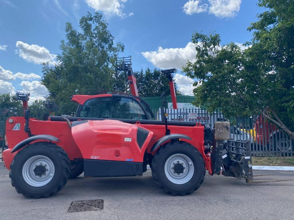 Manitou MT 1440 - Teleskopický nakladač: obrázok 2 Manitou MT 1440 - Teleskopický nakladač: obrázok 2