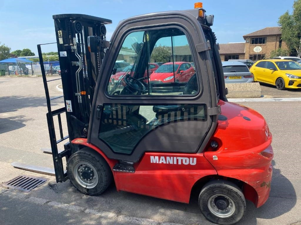 Leasing Manitou Mi25D  Manitou Mi25D: obrázok 13