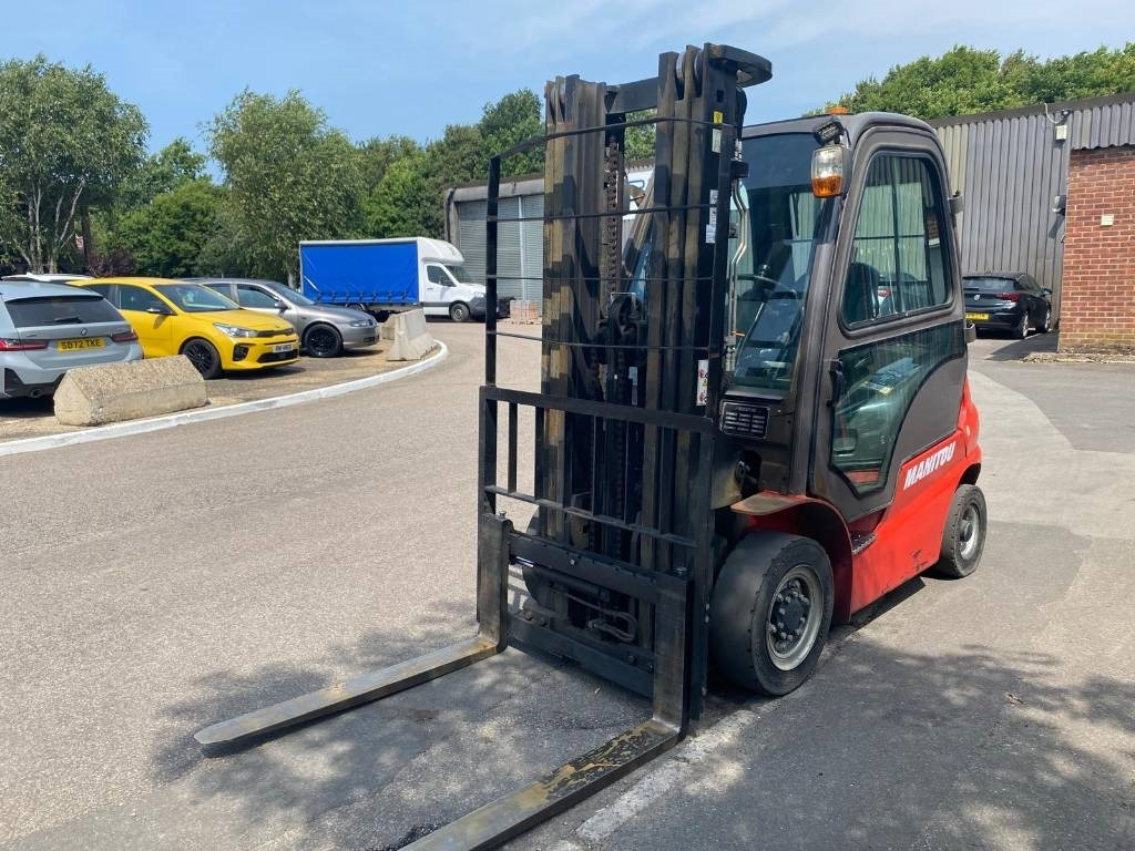 Manitou Mi25D - Dieselový vysokozdvižný vozík: obrázok 2 Manitou Mi25D - Dieselový vysokozdvižný vozík: obrázok 2
